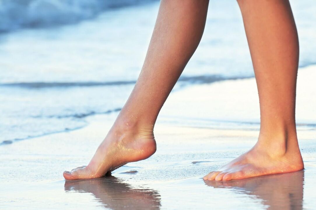 Prevention of varicose veins - walking in water barefoot